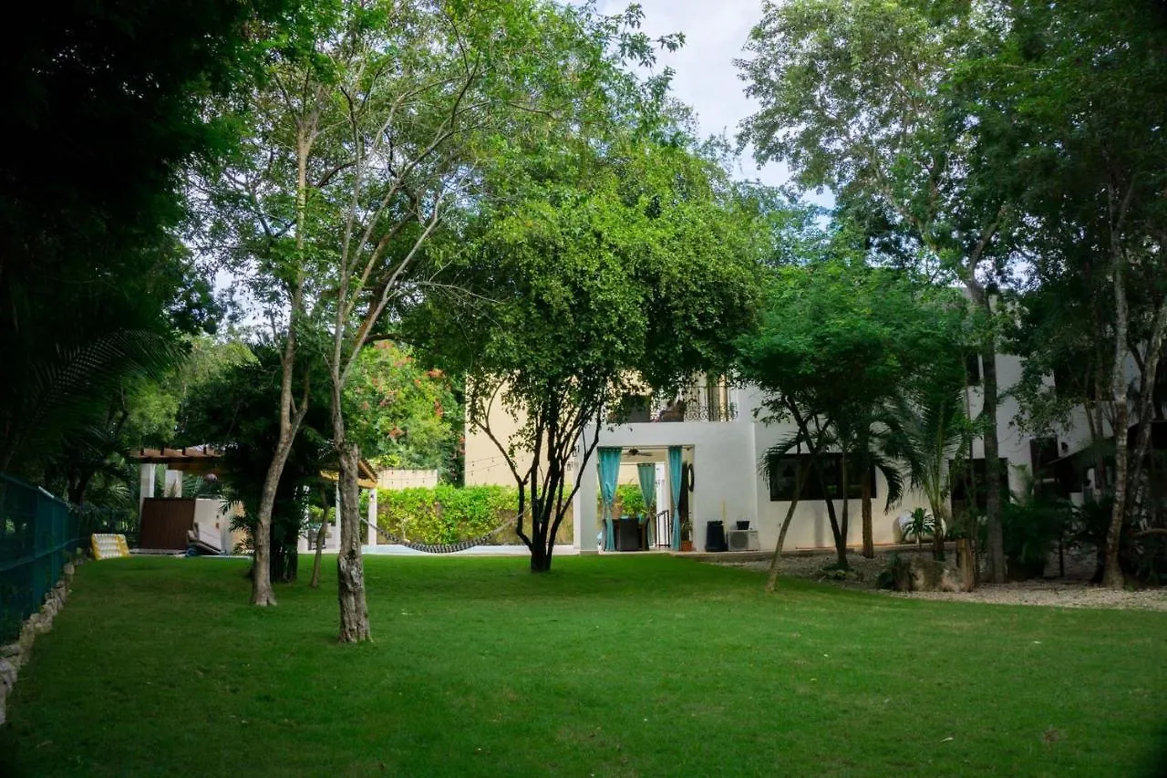 Villa Uxmal Villa Playa del Carmen 0*,